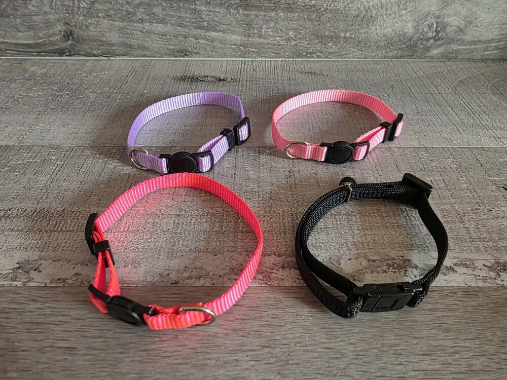 Dog Collars Size Small Lot Of 4 Pink Purple Black 124c